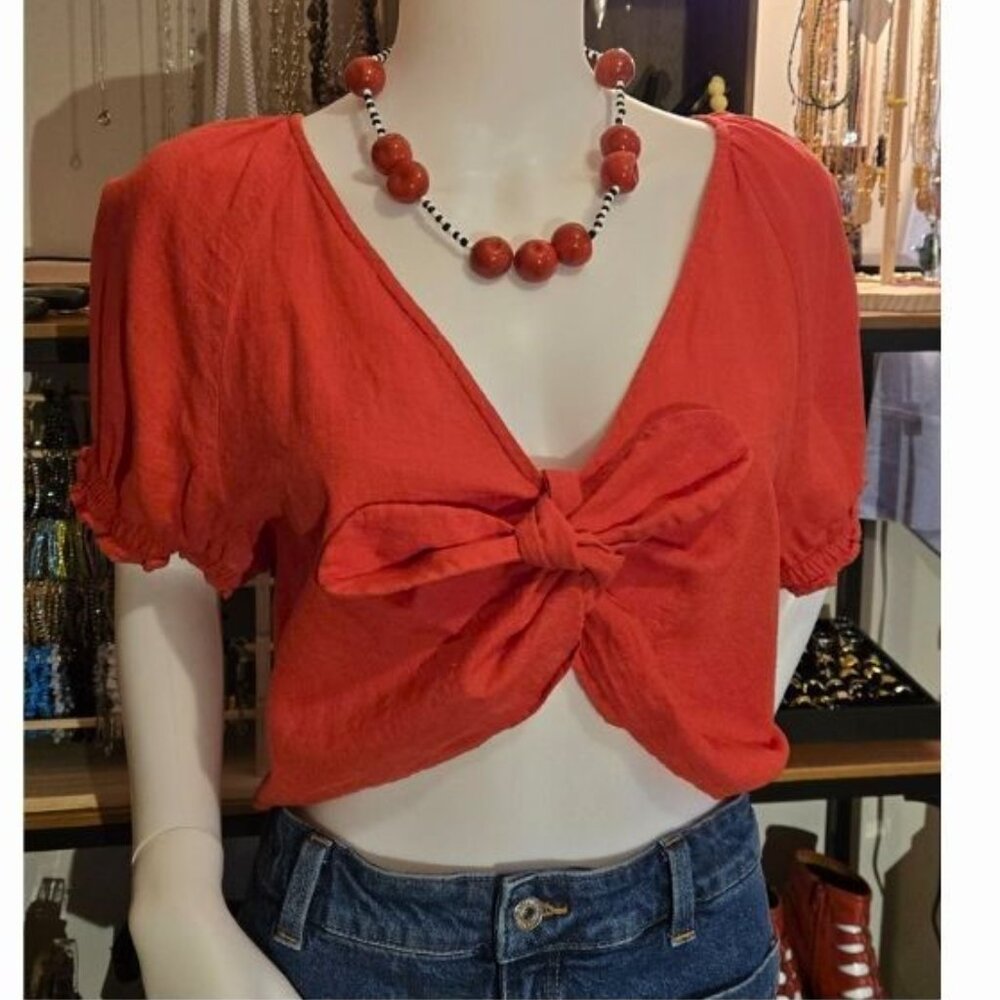 Red V-Neck cropped top blouse linen cotton size Large 12-14